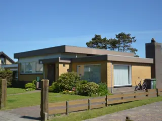 Bungalow met zonnige tuin aan de rand van het bos