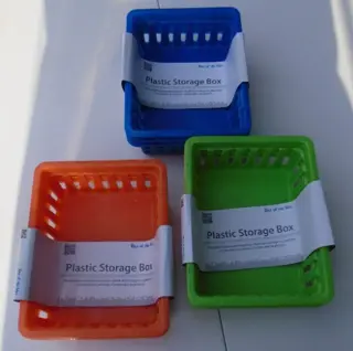 PLASTIC KORFJES 3 KLEUREN SET 3 STUKS NIEUW