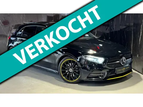 Mercedes-Benz A-klasse 220 4MATIC EDITION AMG |Pano|Sfeer|Keyl|LED|ACC