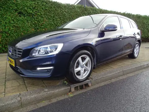VOLVO V60 1.5 T2 POLAR+-Automaat-Leer-Navi-Media-Blth-Verw stl-Trkh