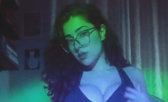 MiaMoon (22) #Leiden, #Netherlands Rood haar, , en een lief ;)<