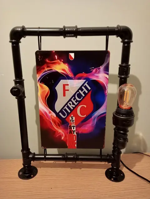 industriële handgemaakte steampunk lamp F.C. UTRECHT