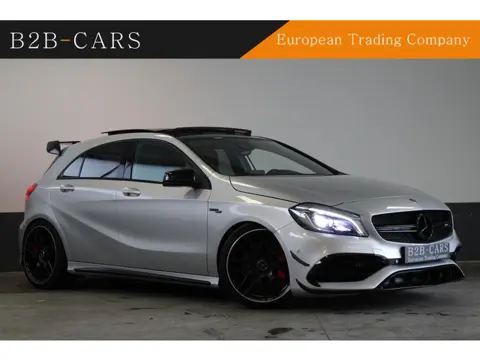 Mercedes-Benz A-klasse AMG 45 4MATIC Panoramadak - LED - Harman Kardon
