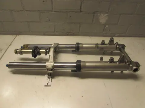 VOORPOTEN COMPLEET Suzuki GSX R 600 2001 - 2003