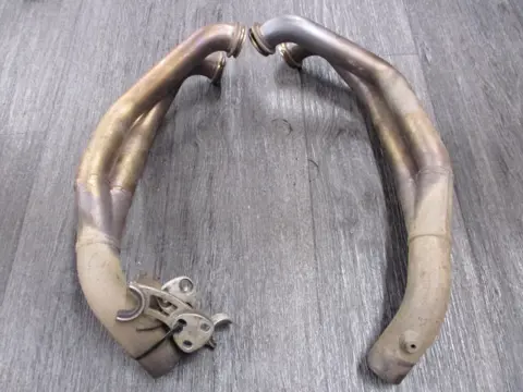 UITLAATBOCHTEN MV Agusta 750 Brutale 2003 - 2006