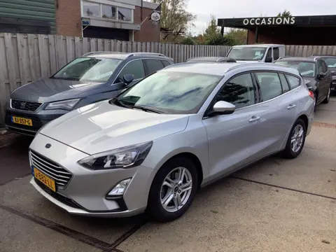 Ford Focus Wagon 1.0 EcoBoost Trend Edition Business