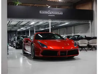 Ferrari 488 3.9 GTB HELE | Rosso Fuoco - Historie - Cuoio