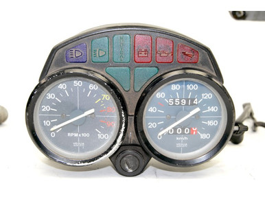 Used dashboard v35,v50 //55914KM