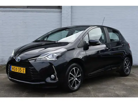 Toyota Yaris 1.5 Hybrid Dynamic Limited Automaat 100pk | Achteruitrijcamera | Bluetooth | Keyless st