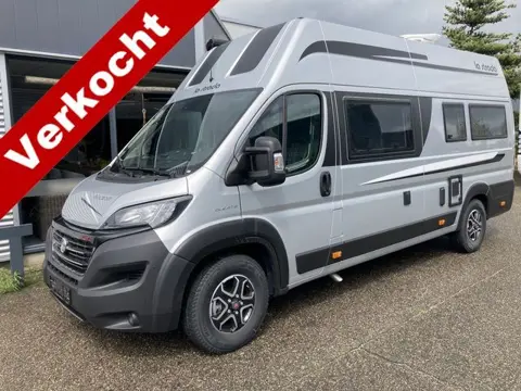 La Strada Avanti C Luchtvering 180pk ZF Aut 2xAirco SAT Omvormer Trekhaak enz. Gevraagd: Niesmann-Bi