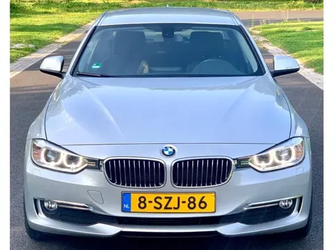 BMW 3-serie 320D LUXURY LINE SPORT AUTOMAAT LEER