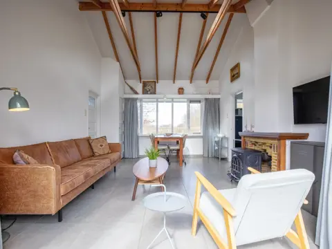 Ruim vakantiehuis midden in het groen aan de rand van De Koog