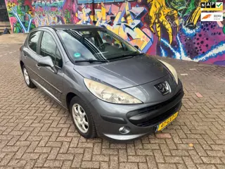 Peugeot 207 1.4 VTi Cool 'n Blue airco sport velgen stereo 5 deuren nette auto