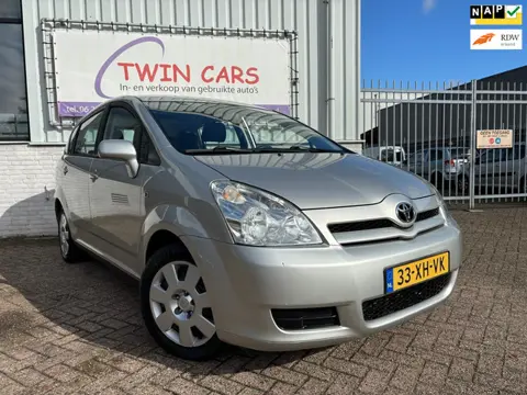 Toyota Verso 1.6 VVT-i Terra