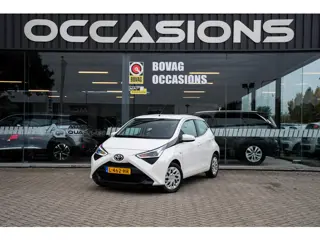 Toyota Aygo 1.0 VVT-i x-play APPLE CARPLAY/ HILL HOLD/ LED