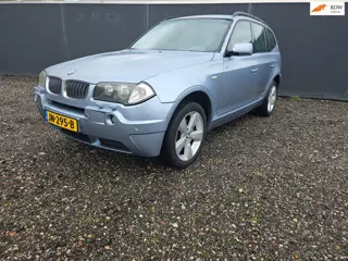 BMW X3 3.0i Executive AUTOMAAT/TREKHAAK/LEDER/CARPLAY