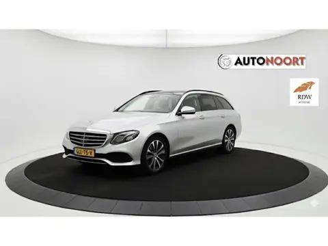 Mercedes-Benz E-klasse Estate 300 de Advantage 306pk Hybrid 86000KM HUD/Adapt/Lane/Brakeassist+Garan