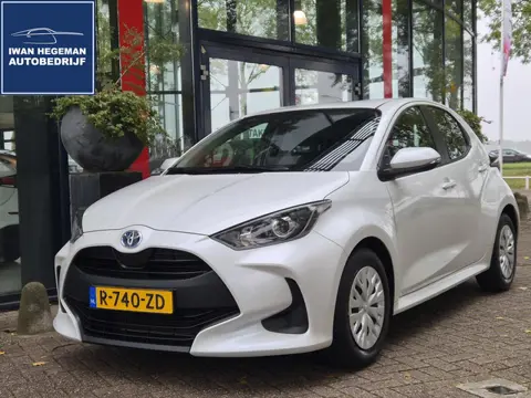Toyota Yaris 1.5 Hybrid AUTOMAAT | Navigatie via Smartphone | Apple Carplay | Climate Control | Crui
