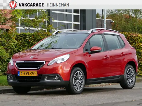 Peugeot 2008 1.2 PureTech Active AUTOMAAT | panoramadak | navigatie