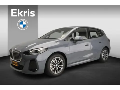 BMW 2 Serie Active Tourer 220i | M-Sportpakket | LED | Navigatie | Sportstoelen | Stoelverwarming | 