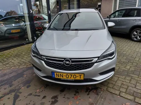 Opel Astra Sports Tourer 1.0 Online Edition Staat in De Krim Staat in de Krim