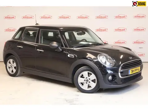Mini Mini 1.5 One First Salt NL auto,BTW, Carplay, All season, Cruise,