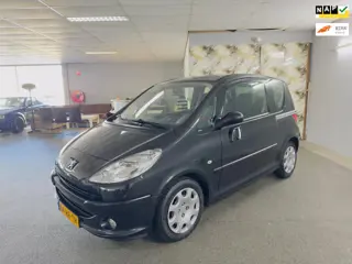 Peugeot 1007 1.4 Gentry Apk Nieuw,1e Eigenaar,Dealer - onderhouden,Airco,E-Ramen,N.A.P,Weinig km's,N