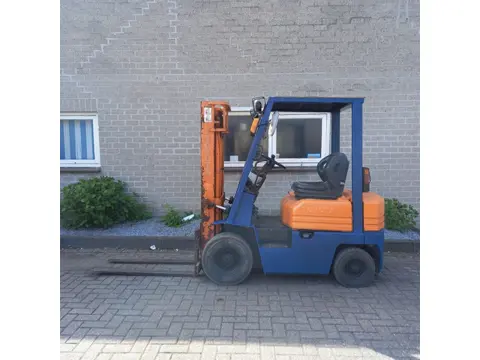 TOYOTA 02-5FD-15 Diesel heftruck 1500 KG