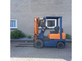 TOYOTA 02-5FD-15 Diesel heftruck 1500 KG