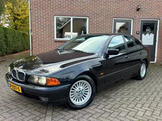 BMW 5-SERIE 540i V8 290PK, Xenon, UNIEKE STAAT