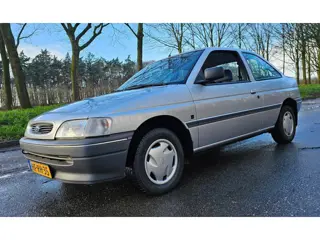 Ford Escort 1.4 CL 1e Eigenaar NL Auto Nieuwstaat