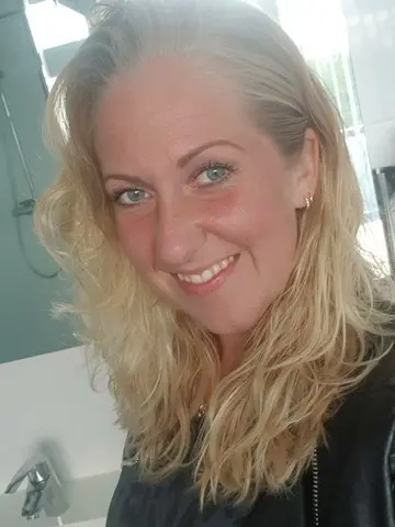 Ik ben op zoek naar een intelligente man.