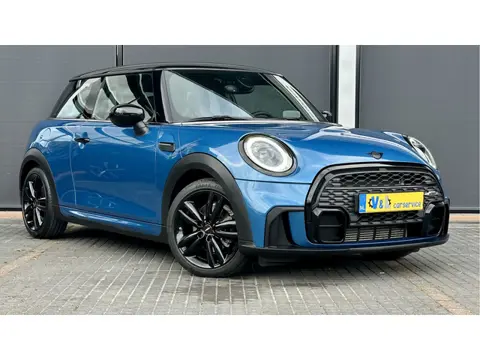 MINI Mini 1.5 Cooper John Cooper Works / JCW / Pano / HUD / Carplay / Stoelverwr. / Keyless