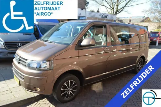 VOLKSWAGEN TRANSPORTER 2.0 TDi  ROLSTOELBUS  AUTOMAAT  ZELFRIJDER