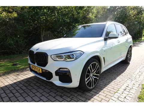 BMW X5 xDrive45e M-Sport High Executive | 22 Inch | Pano | Laser | Head up | H&K | Soft Close | Pano