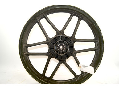 Used achterwiel v50 nato groen