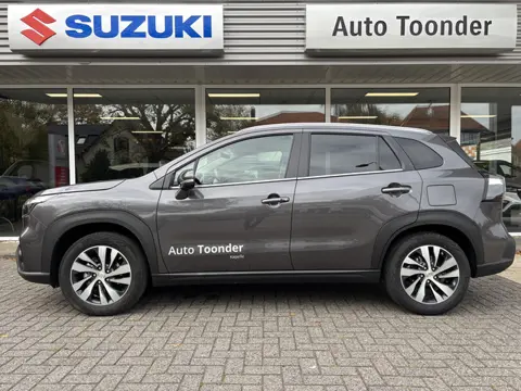 Suzuki S-Cross Style 1.4 Boosterjet Smart Hybrid (bj 2025)