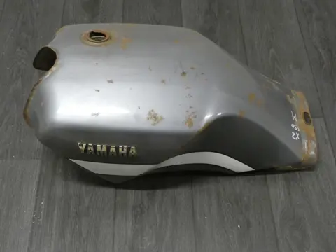 TANK Yamaha XZ 550 1982 - 1983
