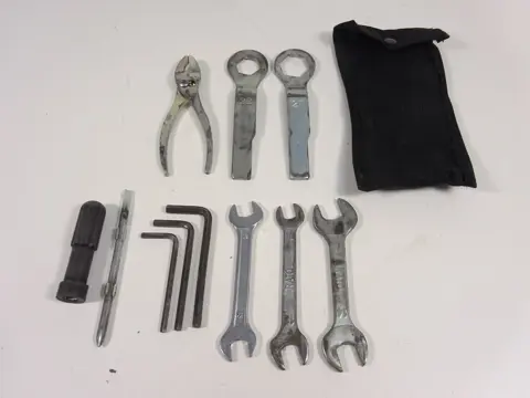 GEREEDSCHAPSET Kawasaki Z 800 2013 - 2014