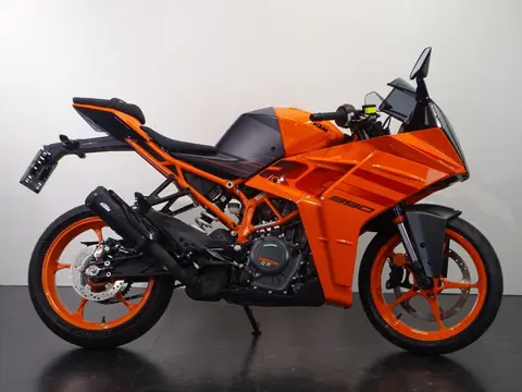 KTM RC 390 (bj 2024)