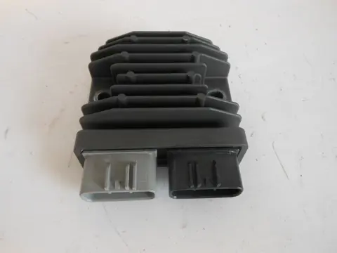 SPANNINGSREGELAAR Suzuki GSX S 1000 2015 - 2016
