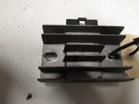 SPANNINGSREGELAAR Hyosung Comet 650 2003 - 2006