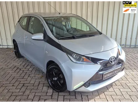 Toyota Aygo 1.0 5-Drs Elektr Pakket / CAMERA / AIRCO / Nw APK / Cruise Control / start/stop / LMV.!!