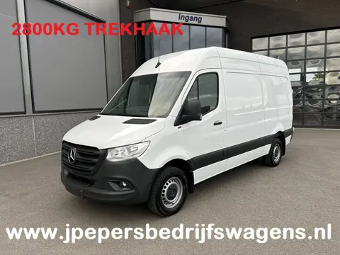 Mercedes-Benz Sprinter 317 CDI L2 H2 2800KG Trekhaak / MBUX / Camera / Navigatie / Stand kachel / Ai