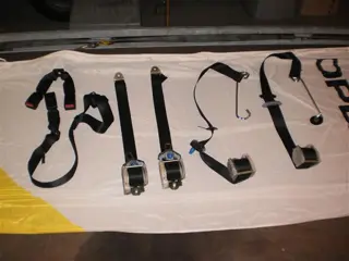 Veiligheidsgordels Opel Corsa B