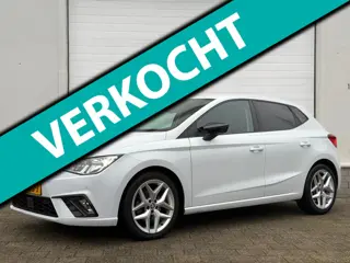 Seat Ibiza 1.6 FR DSG-7 D-Riem vervangen Carplay Camera Parksens NAP APK