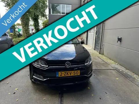 Volkswagen Polo 1.2 TSI Comfortline Nap/Lmv//Carplay! VERKOCHT!