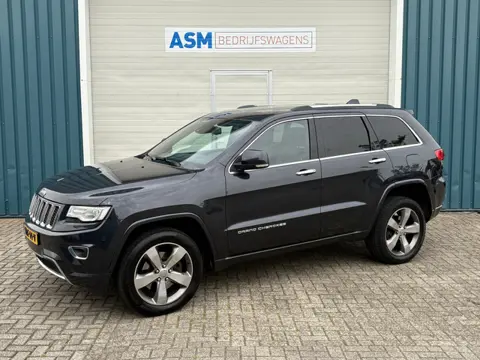 Jeep Grand Cherokee 3.0 251Pk CRD Overland / Cruise / Airco / Navi / Trekhaak / Apk t/m 23-04-2026