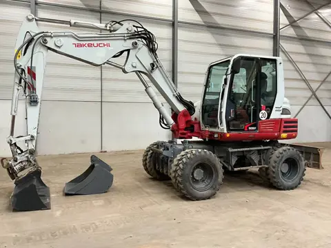 Takeuchi TB 295 W powertilt (bj 2014)