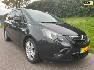 Opel Zafira Tourer 1.6 CDTI Business+ - Navi - Camera - Clima - Cruise
